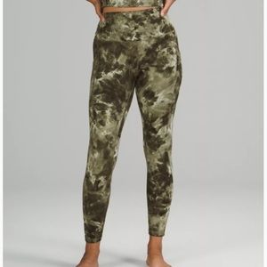 Lululemon Align high rise pant in green space dye. Sz 12